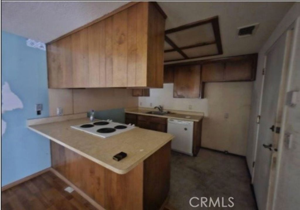 Image 4 of property listing at 7782 Chancery Court, Citrus Heights, CA 95610