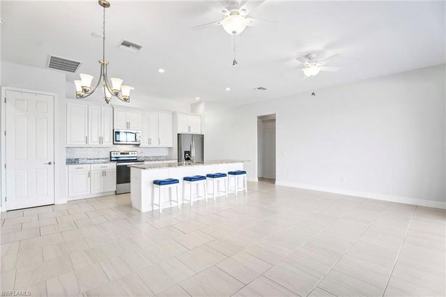 3809 NW 38th AVE, Cape Coral, FL 33993