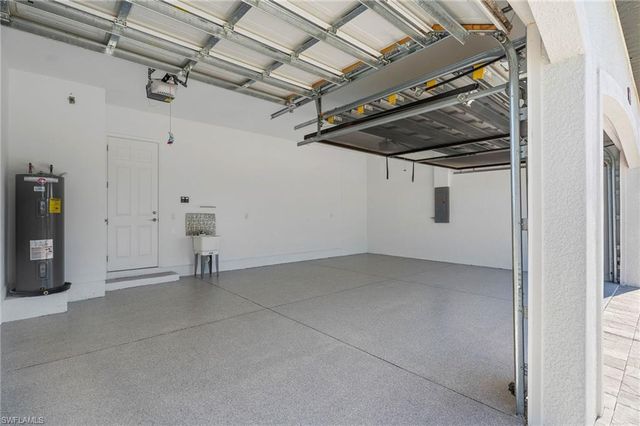 3809 NW 38th AVE, Cape Coral, FL 33993