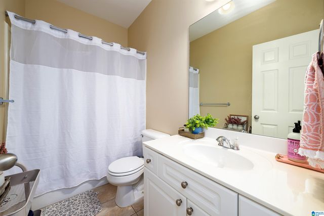 2315 CROWNS LANE, Moody, AL 35004