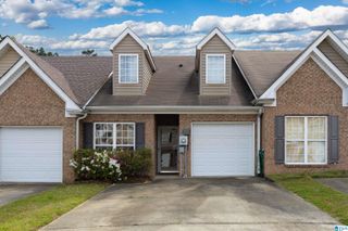 2315 CROWNS LANE, Moody, AL 35004