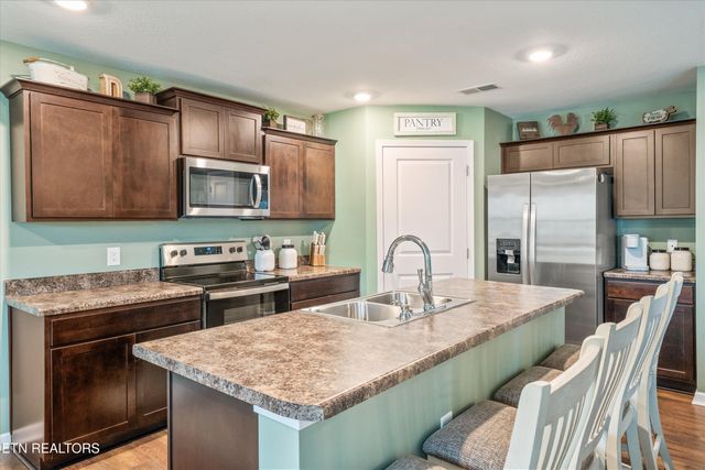 9502 Joy Denise Lane, Heiskell, TN 37754