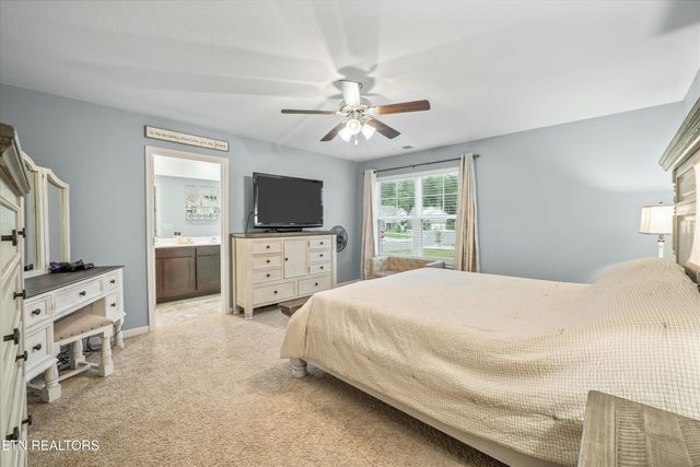 9502 Joy Denise Lane, Heiskell, TN 37754