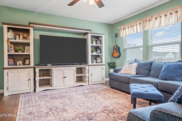 9502 Joy Denise Lane, Heiskell, TN 37754