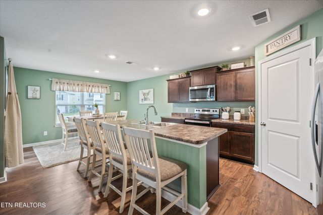 9502 Joy Denise Lane, Heiskell, TN 37754