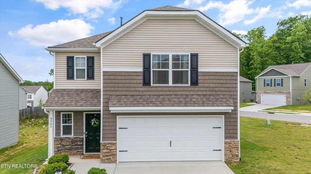 9502 Joy Denise Lane, Heiskell, TN 37754
