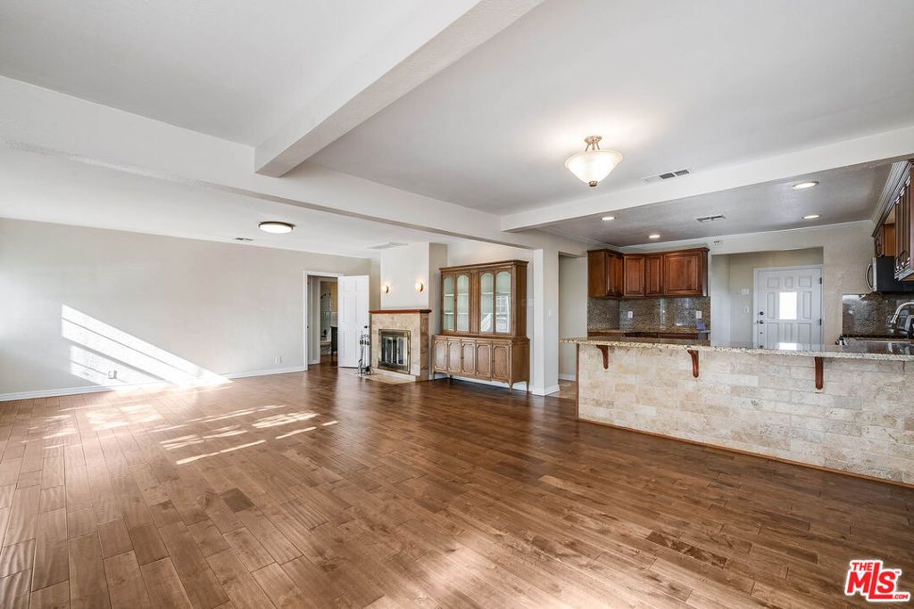124 N Naomi Street, Burbank, CA 91505 — photo 4