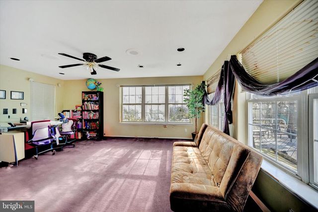 6 BITTERSWEET DRIVE, Jackson, NJ 08527