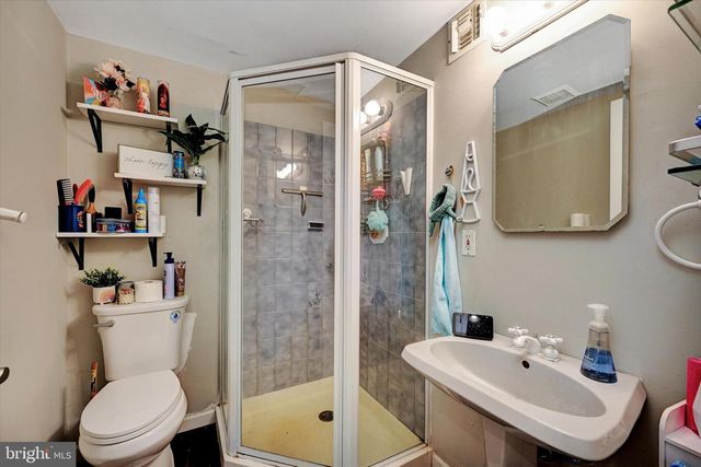 6 BITTERSWEET DRIVE, Jackson, NJ 08527