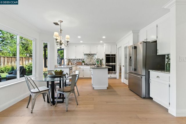 316 Valley High Dr, Pleasant Hill, CA 94523