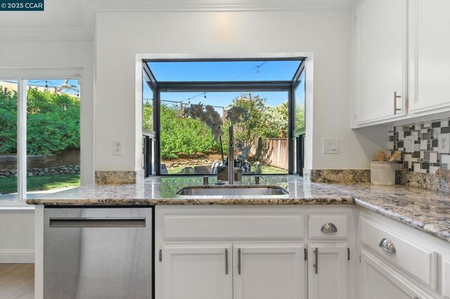 316 Valley High Dr, Pleasant Hill, CA 94523