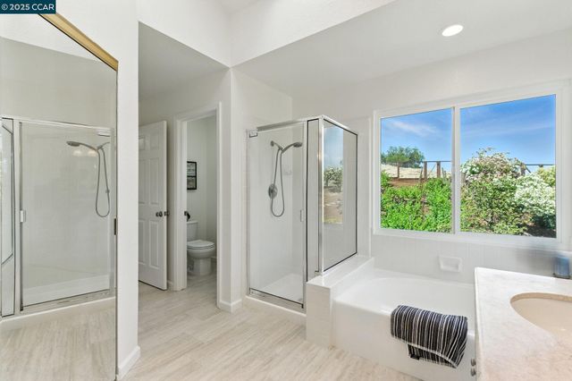 316 Valley High Dr, Pleasant Hill, CA 94523