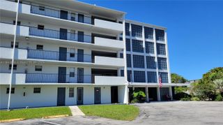 950 Hillcrest Dr 106, Hollywood, FL 33021