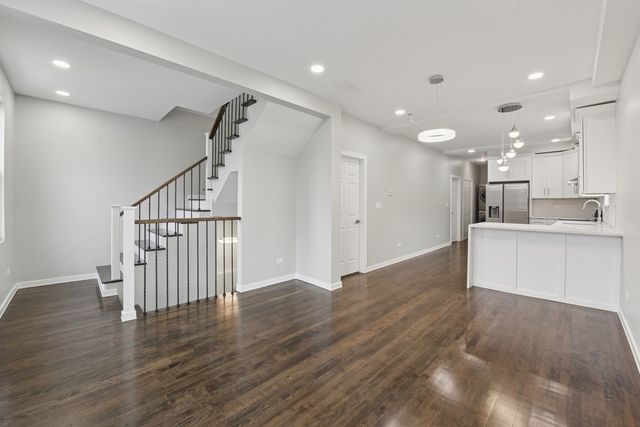 4904 W 31st Street, Cicero, IL 60804