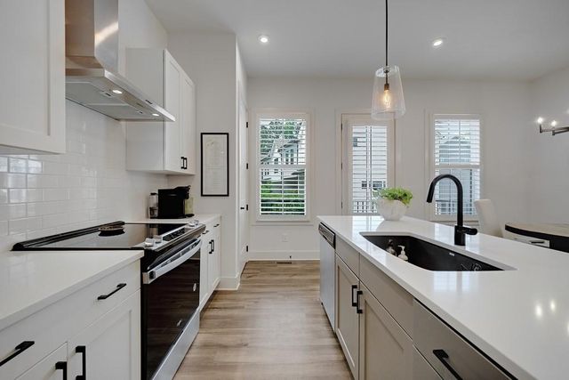 4433 Buckley Way, Atlanta, GA 30342