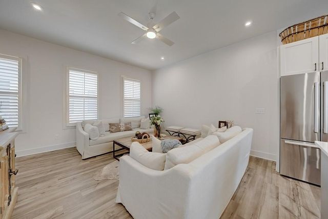 4433 Buckley Way, Atlanta, GA 30342