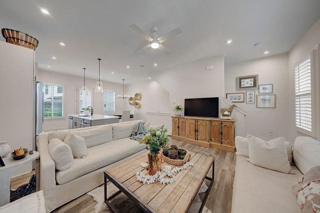 4433 Buckley Way, Atlanta, GA 30342