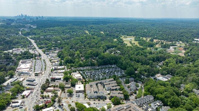 4433 Buckley Way, Atlanta, GA 30342