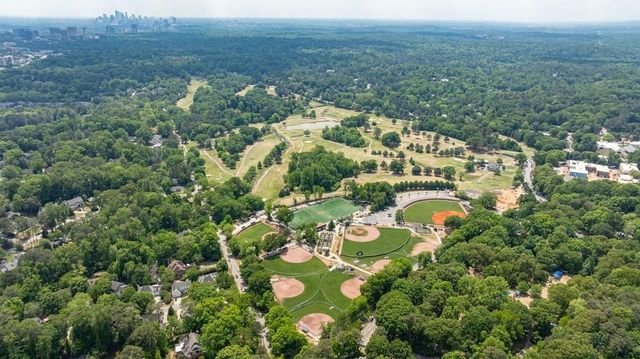 4433 Buckley Way, Atlanta, GA 30342