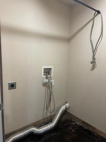 3920 Avenue U, Lubbock, TX 79412