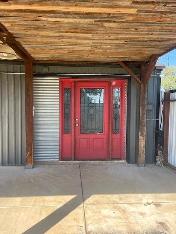 3920 Avenue U, Lubbock, TX 79412