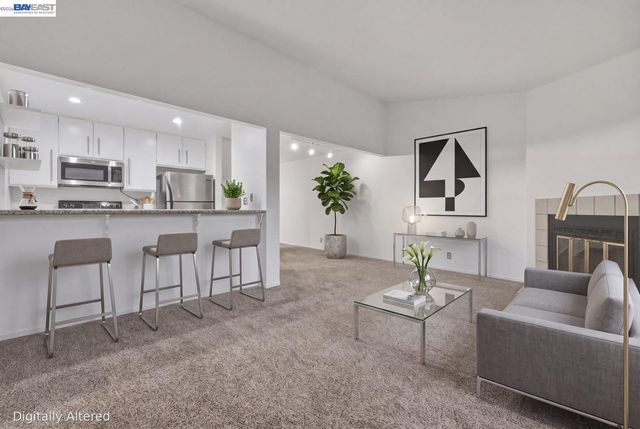 1511 Four Oaks Cir, San Jose, CA 95131