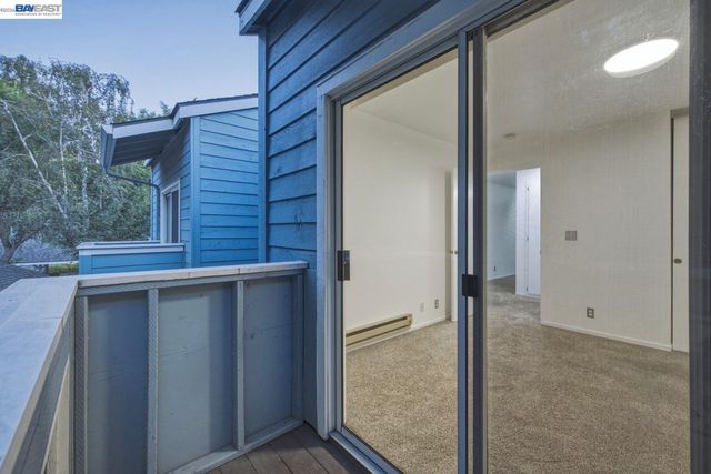 1511 Four Oaks Cir, San Jose, CA 95131