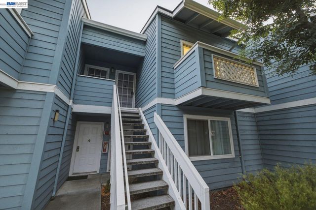 1511 Four Oaks Cir, San Jose, CA 95131