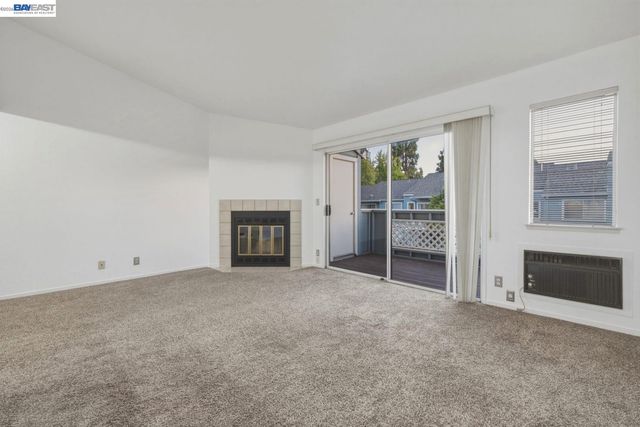 1511 Four Oaks Cir, San Jose, CA 95131