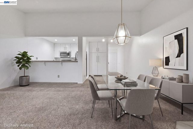 1511 Four Oaks Cir, San Jose, CA 95131