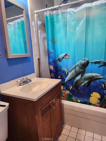 319 E 98th Street, Inglewood, CA 90301