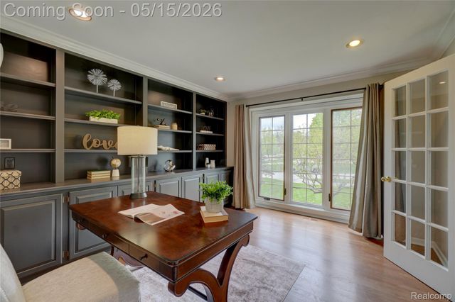 3066 Woodcreek Way, Bloomfield Hills, MI 48304