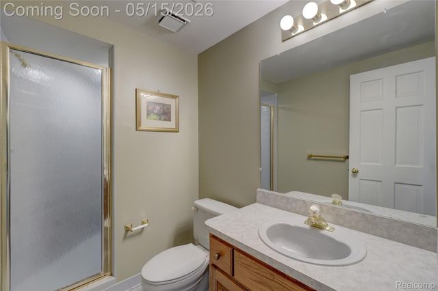 3066 Woodcreek Way, Bloomfield Hills, MI 48304