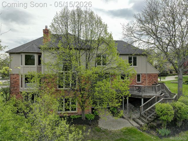 3066 Woodcreek Way, Bloomfield Hills, MI 48304