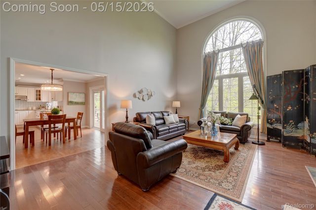 3066 Woodcreek Way, Bloomfield Hills, MI 48304
