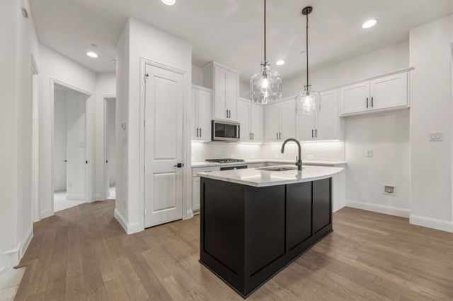 2186 Southwick Drive, Lewisville, TX 75067