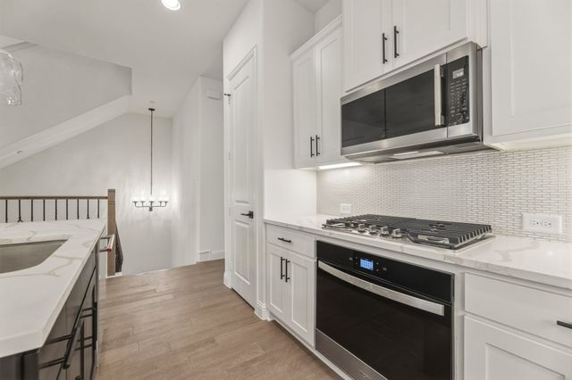 2186 Southwick Drive, Lewisville, TX 75067