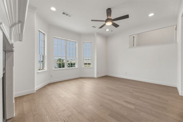2186 Southwick Drive, Lewisville, TX 75067