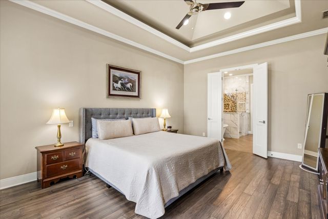 2603 Waters Edge Drive, Granbury, TX 76048