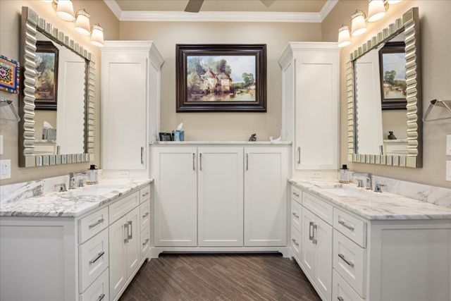 2603 Waters Edge Drive, Granbury, TX 76048