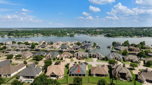 2603 Waters Edge Drive, Granbury, TX 76048
