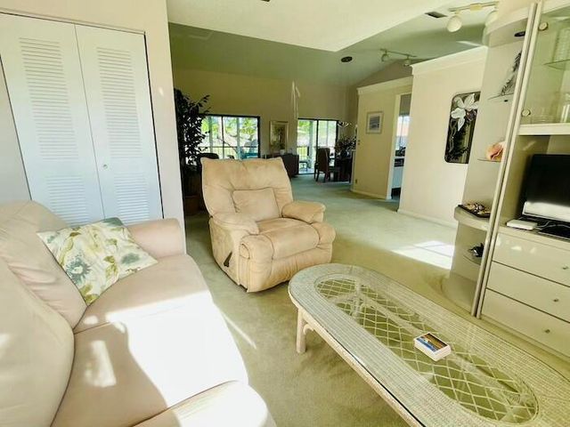 10656 Tropic Palm Avenue 202, Boynton Beach, FL 33437