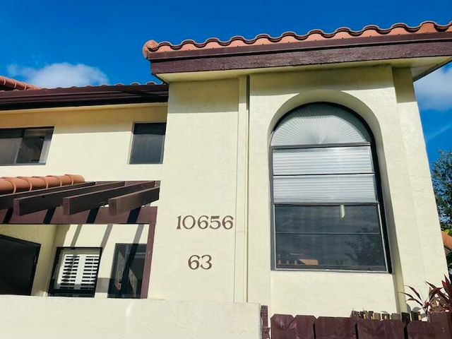 10656 Tropic Palm Avenue 202, Boynton Beach, FL 33437