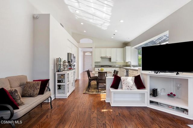 5133 Pesto Way, Oak Park, CA 91377