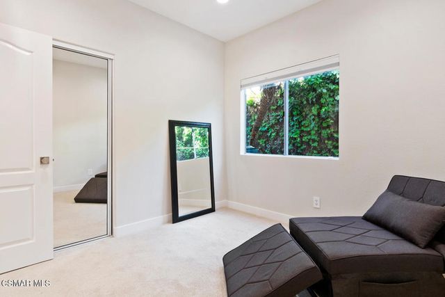 5133 Pesto Way, Oak Park, CA 91377