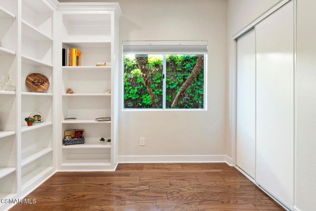 5133 Pesto Way, Oak Park, CA 91377