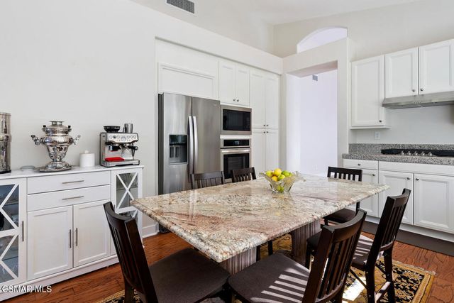 5133 Pesto Way, Oak Park, CA 91377