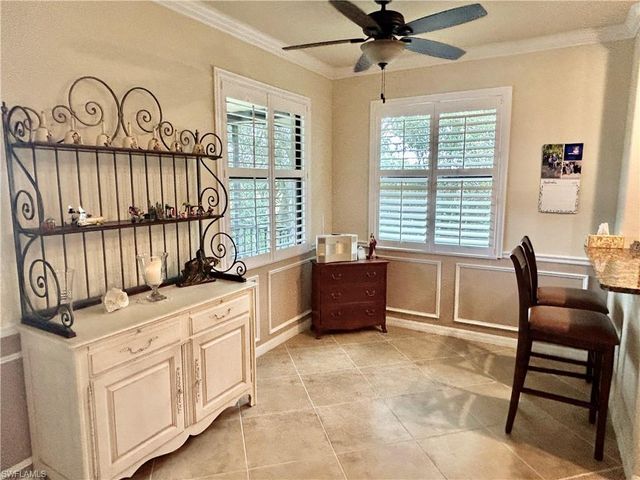 9511 Napoli LN 202, Naples, FL 34113