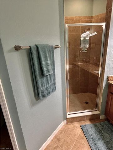 9511 Napoli LN 202, Naples, FL 34113