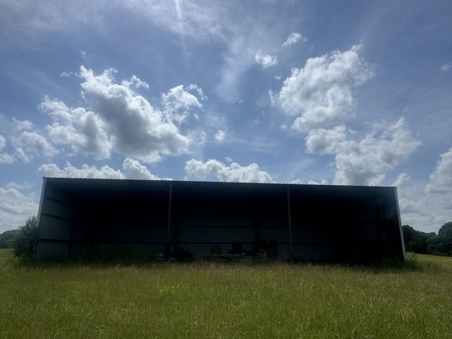 210 Wheel Rd, Shelbyville, TN 37160